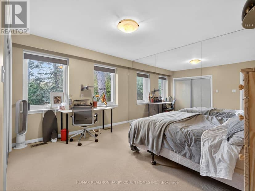 19 Saintfield Avenue — photo 25 of 38