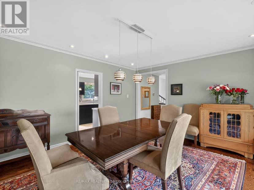 19 Saintfield Avenue — photo 8 of 38