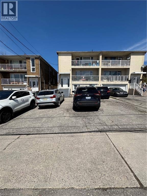 1364 WILSON Avenue — photo 2 of 40