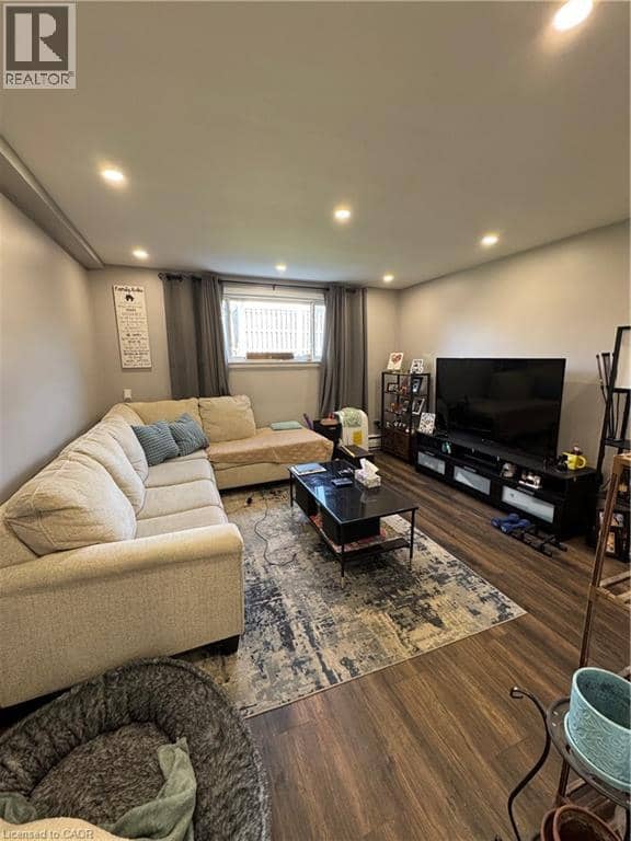 1364 WILSON Avenue — photo 40 of 40