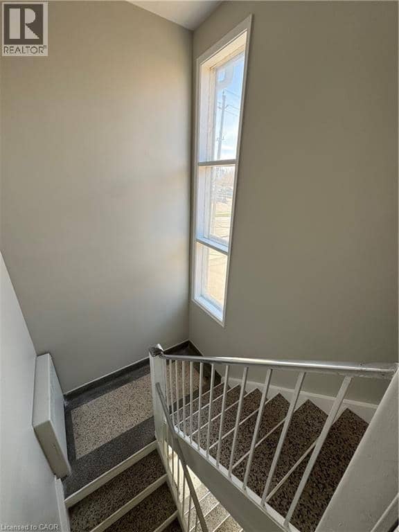 1364 WILSON Avenue — photo 9 of 40