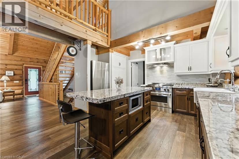8036 Wellington Rd 7 — photo 11 of 40