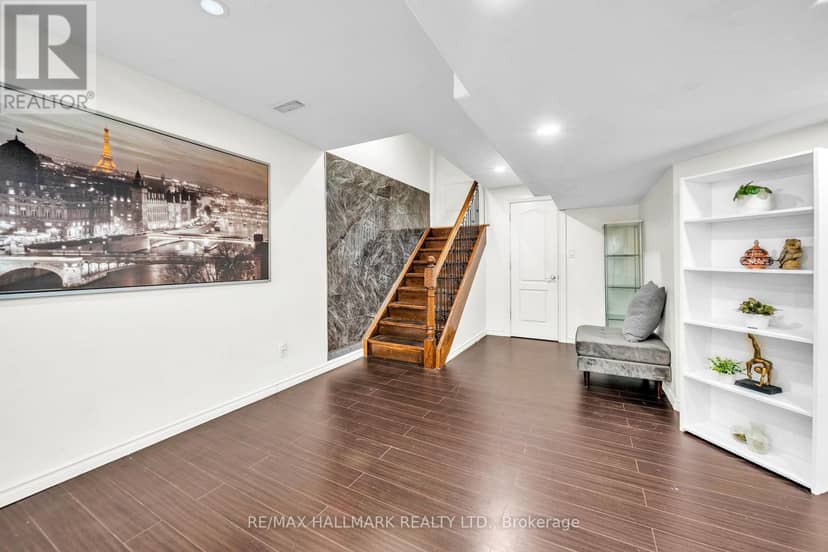 614 Society Crescent — photo 31 of 35