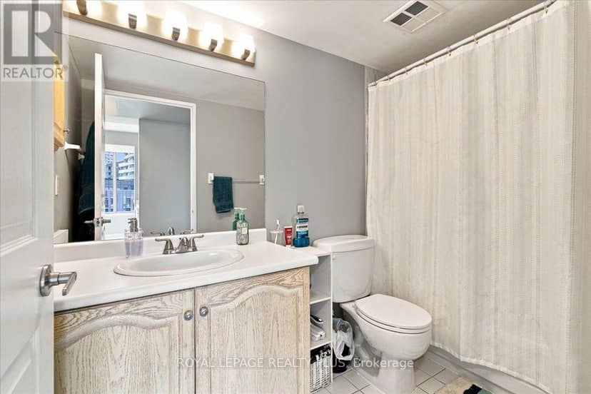 701 - 350 Rathburn Road W — photo 25 of 38