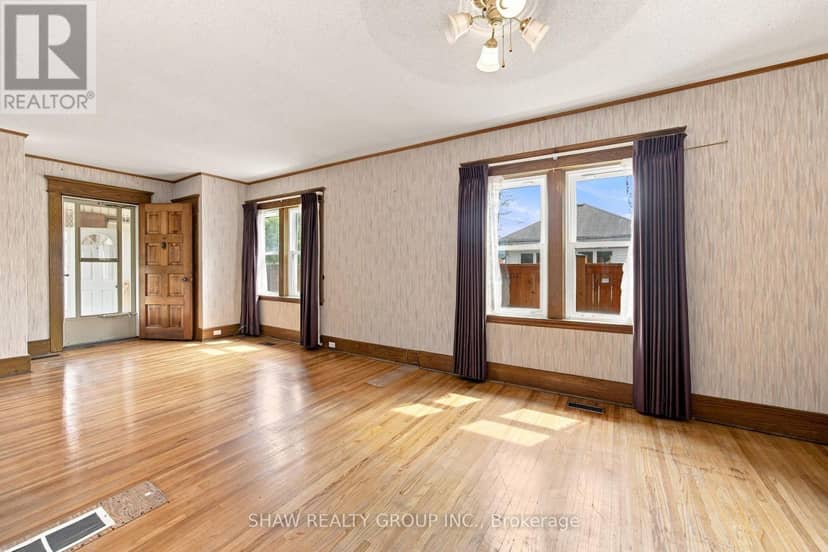 26 Maitland Street — photo 10 of 34