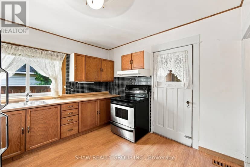 26 Maitland Street — photo 15 of 34