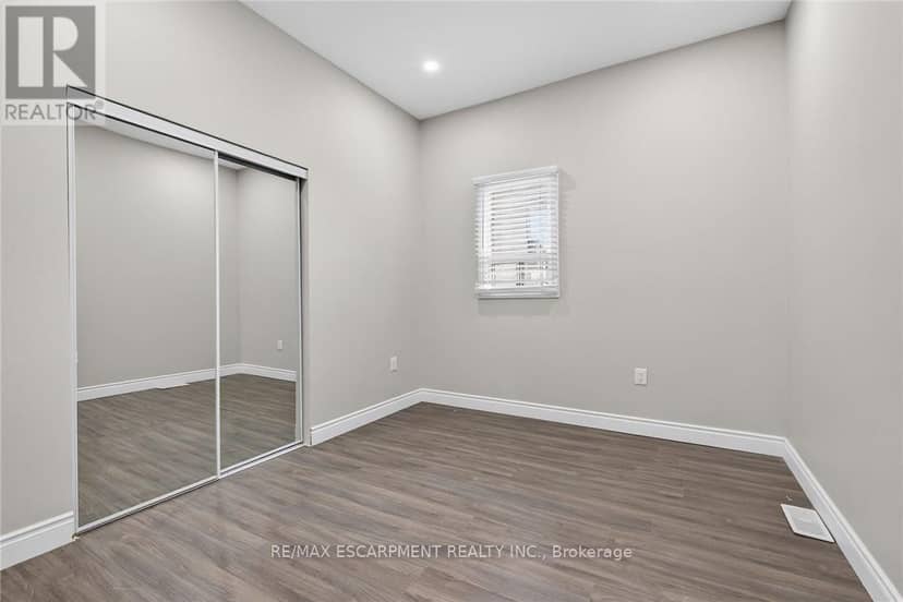 4049 6 Highway — photo 30 of 36