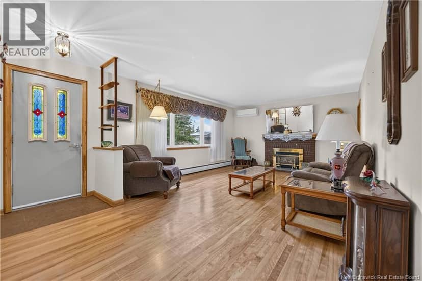 25 Poirier — photo 6 of 40