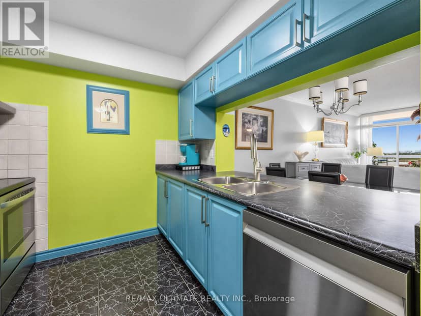 1229 - 18 Mondeo Drive, Toronto, photo 5