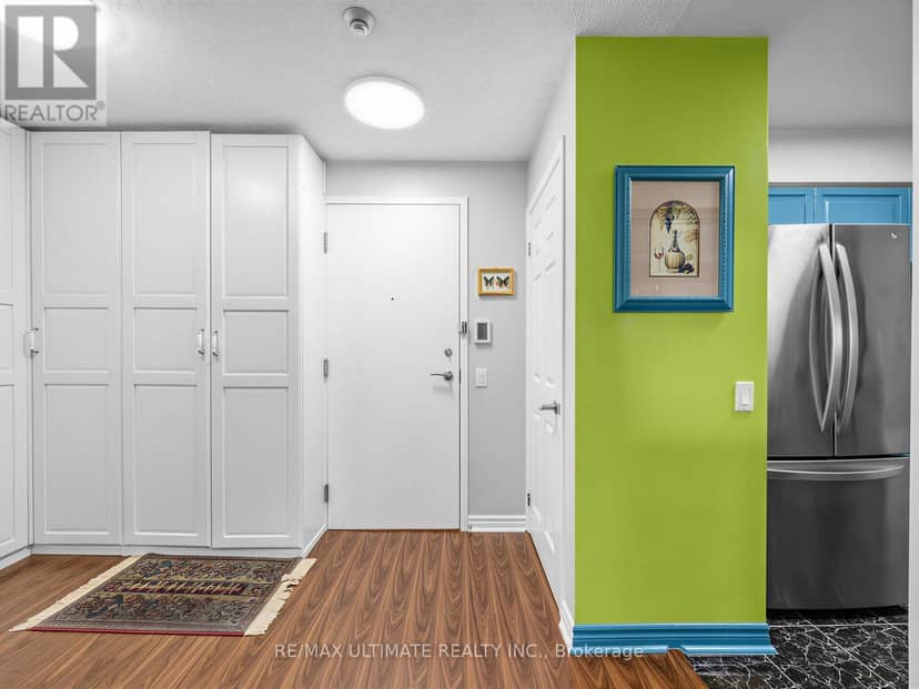 1229 - 18 Mondeo Drive, Toronto, photo 8