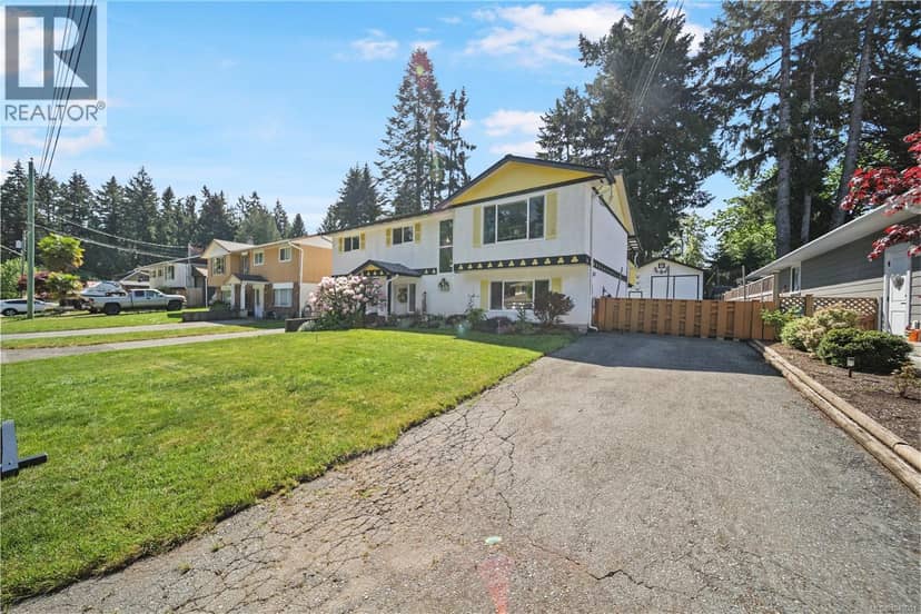 3950 Dunsmuir St — photo 1 of 36