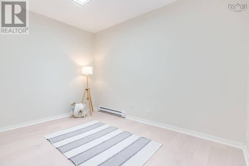 313 2116 Gottingen Street — photo 24 of 31