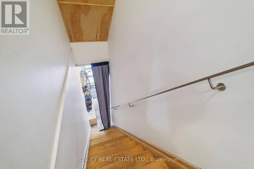 890 Queen Street W, Toronto, photo 4