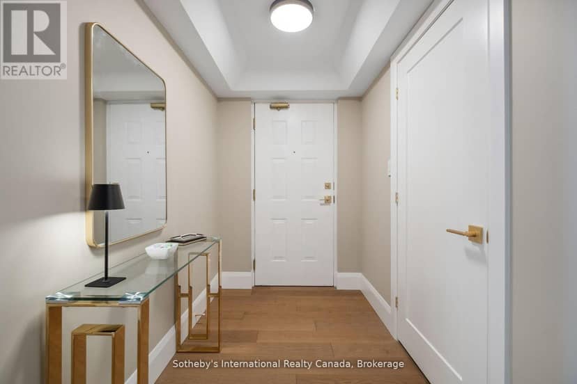 401 - 30 Front Street — photo 6 of 37