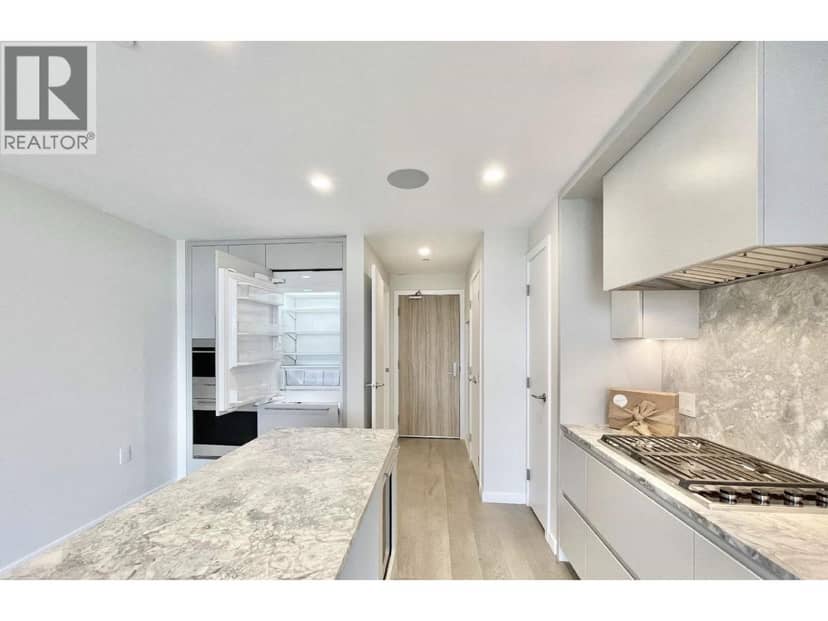 1402 7433 CAMBIE STREET, Vancouver, photo 2