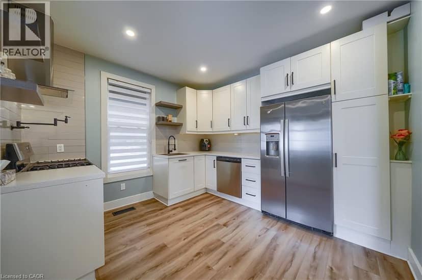36 KERR Street — photo 11 of 40