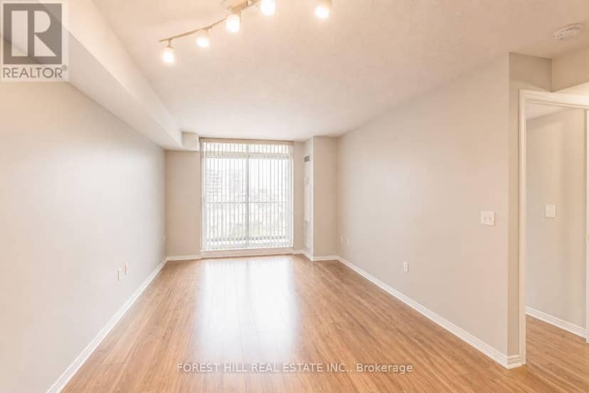 709 - 17 Michael Power Place — photo 7 of 16