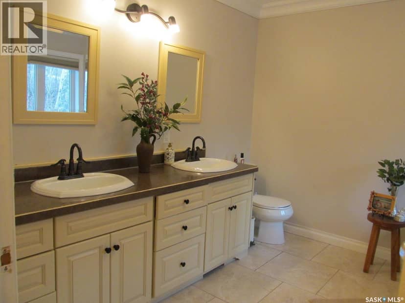 Tobin Lake - 29 Hillview Drive Gingara subdivision — photo 23 of 40