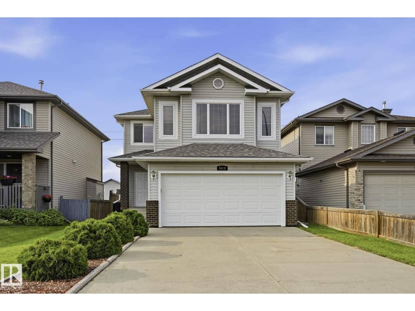 5420 162B AV NW, Edmonton, photo 2