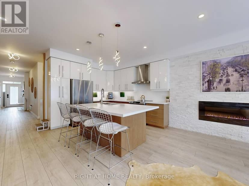 30 - 35 Midhurst Heights — photo 10 of 40