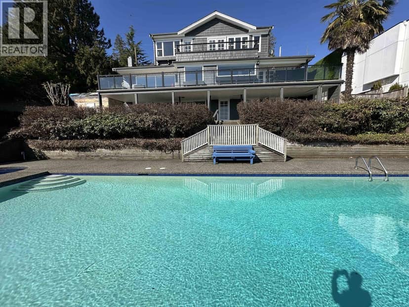 2390 PALMERSTON AVENUE, West Vancouver