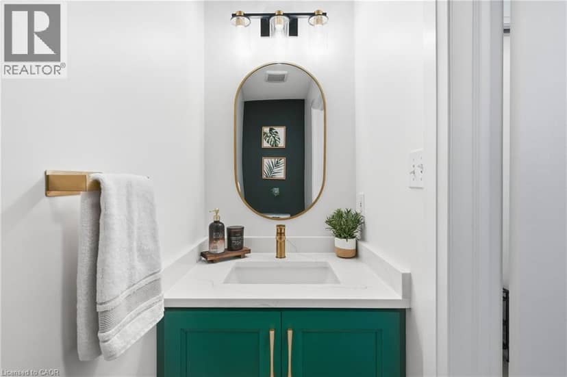 325 FOXTAIL Avenue — photo 10 of 40