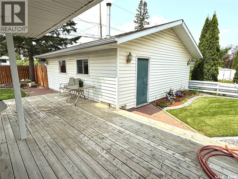 1711 93rd STREET, North Battleford, photo 4