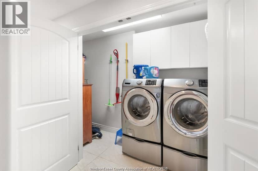 11933 Maisonneuve Street — photo 19 of 40