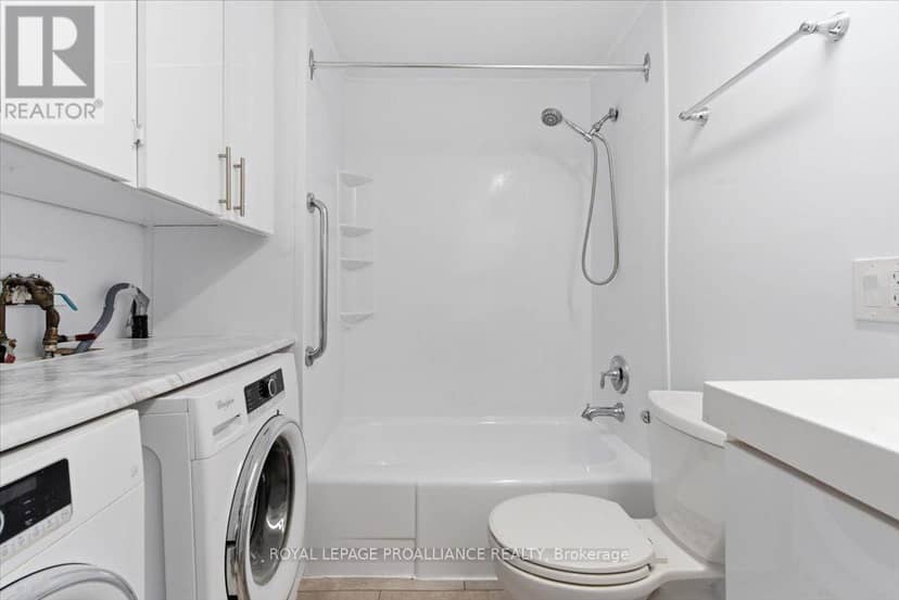 47 - 311 Dundas Street E — photo 22 of 40