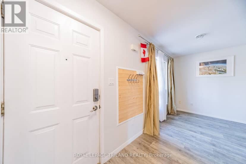 5 - 8 Oak Street — photo 12 of 40