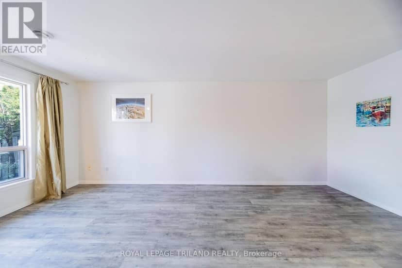 5 - 8 Oak Street — photo 24 of 40