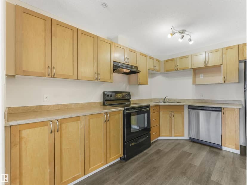 #216 111 Edwards Dr SW — photo 11 of 37