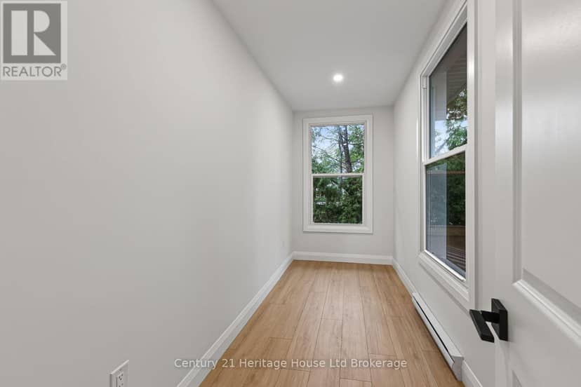 256 Union Street — photo 32 of 40