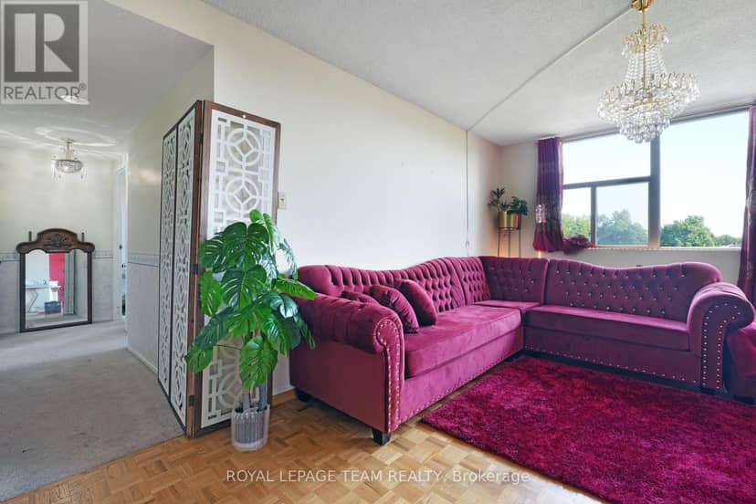 507 - 2760 Carousel Crescent — photo 14 of 40