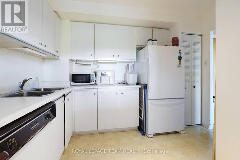 507 - 2760 Carousel Crescent — photo 18 of 40