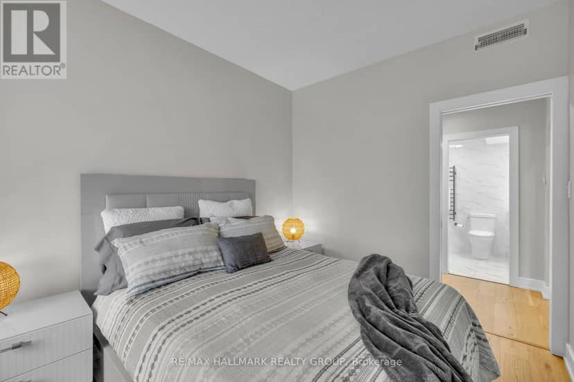 4 - 489 Sussex Drive — photo 28 of 39