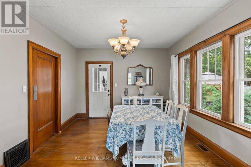 55 Wintemute Street — photo 8 of 40