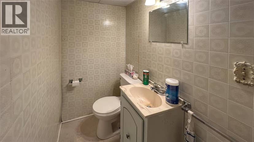 144 Grey Crescent — photo 15 of 22