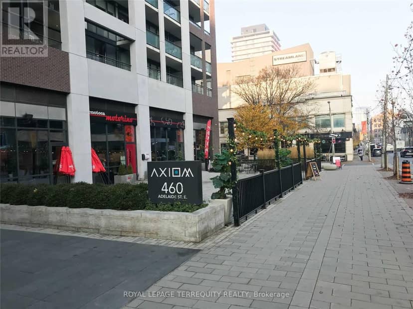 801 - 460 Adelaide Street E — photo 1 of 10