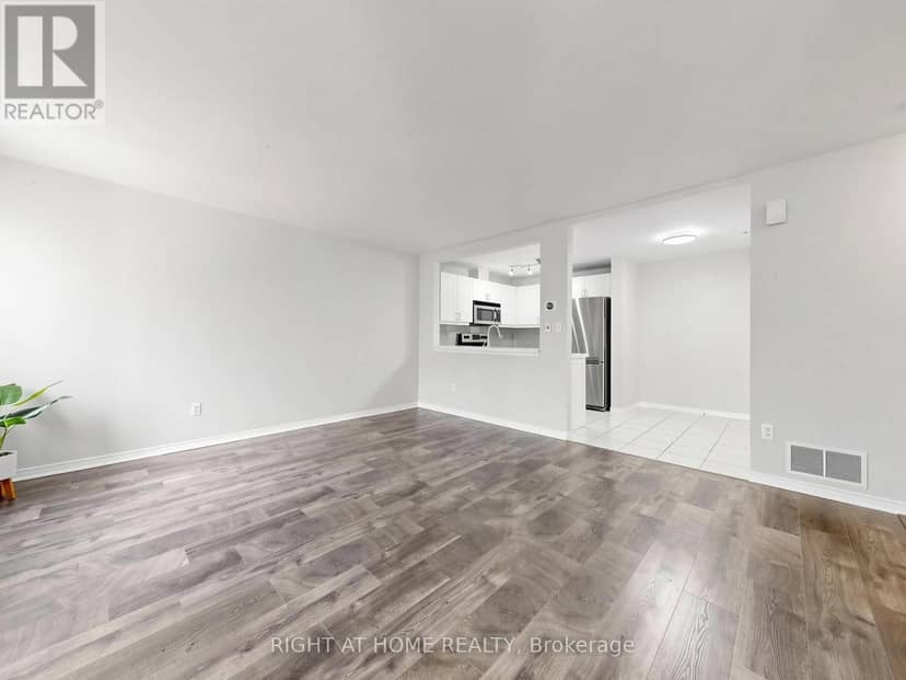 A50 - 108 Finch Avenue W — photo 12 of 40