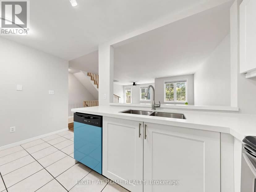 A50 - 108 Finch Avenue W — photo 17 of 40
