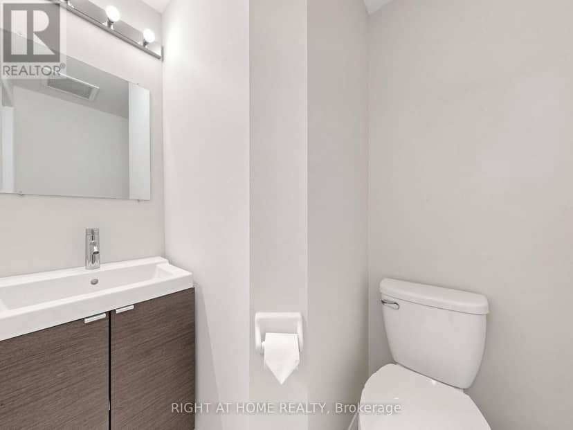 A50 - 108 Finch Avenue W — photo 19 of 40