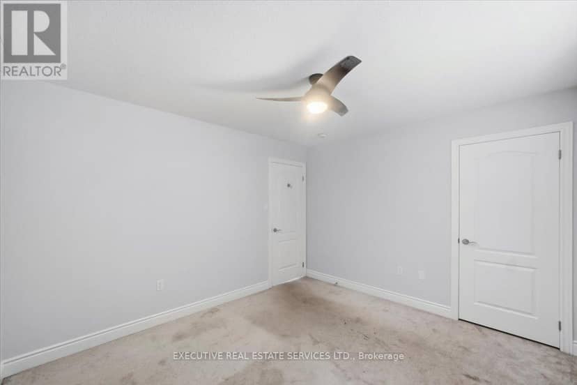 3063 Emperor Drive — photo 21 of 36