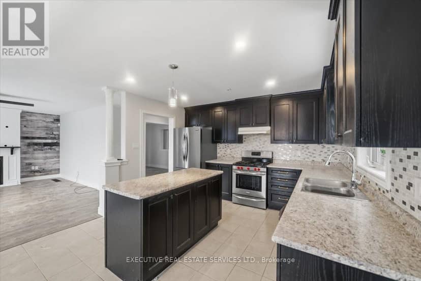 3063 Emperor Drive — photo 7 of 36