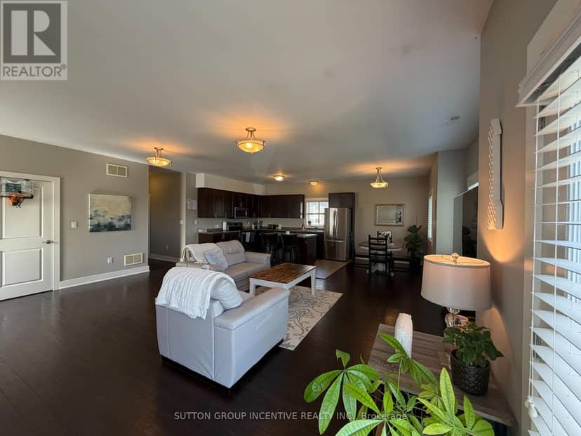3929 Wood Avenue — photo 3 of 20