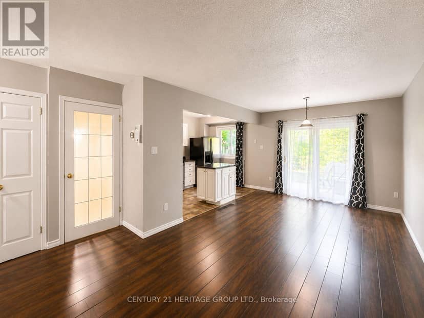 7 - 441 Barrie Road — photo 3 of 20