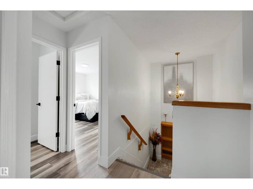 #17 3520 60 ST NW — photo 18 of 40
