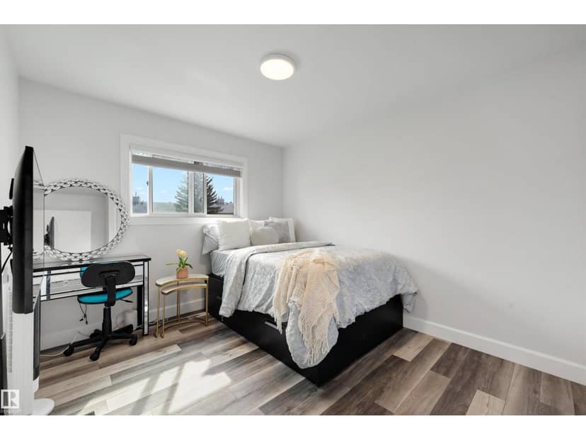 #17 3520 60 ST NW — photo 19 of 40