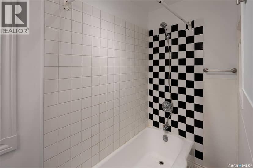 2351 Reynolds STREET — photo 19 of 25