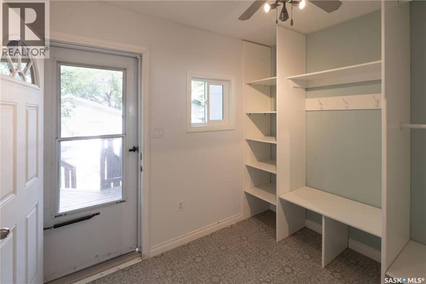 2351 Reynolds STREET — photo 9 of 25